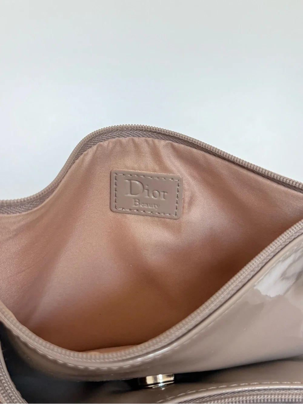 Dior taupe glossy
